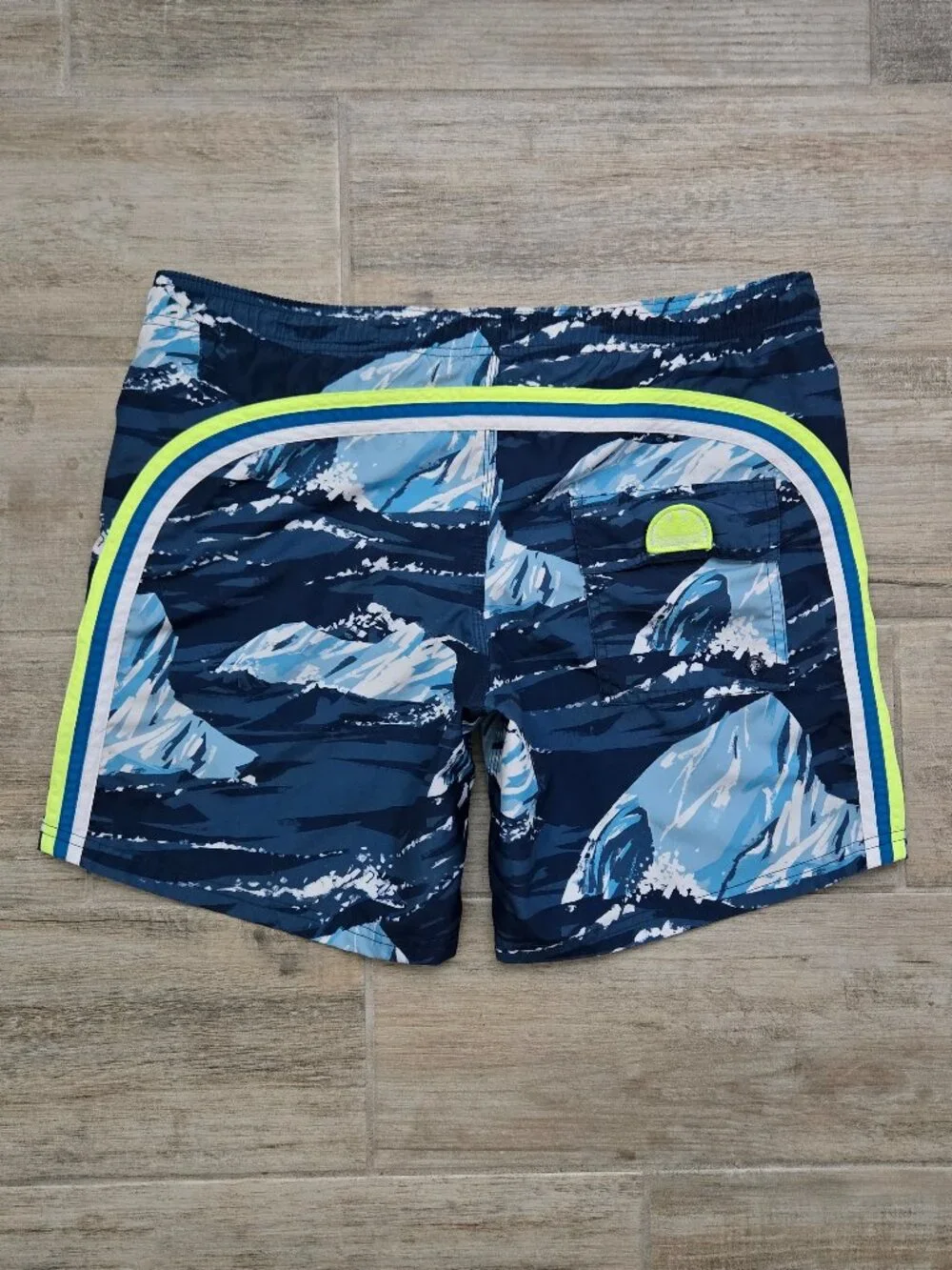 Sundek Retro 80s Swim Trunks Mens Blue Glacier Scene Embroidered Penguin XL